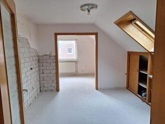 Küche und angrenzendes Esszimmer