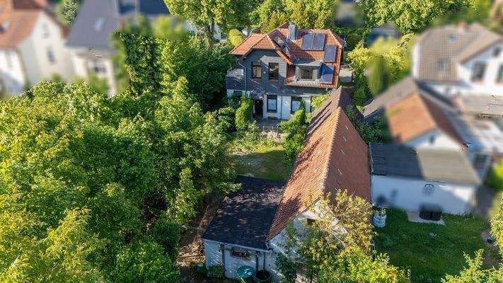 Luftbild Garten und Haus
