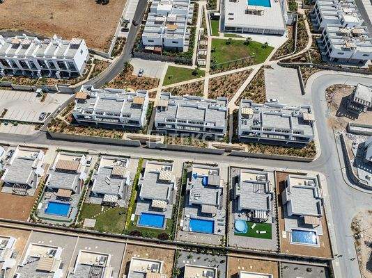 Detached Villas with Seafront Location in North Cyprus Girne