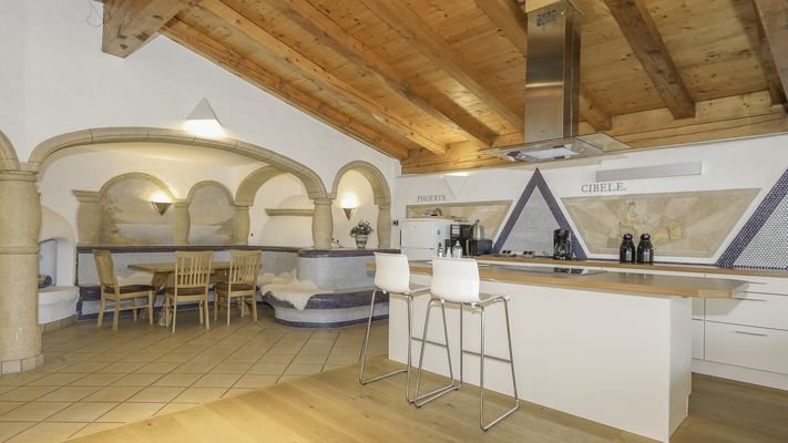 KITZIMMO-Großzügiges Haus mit 3 Wohnungen mieten - Immobilien St. Johann.