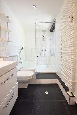 Voll- und Duschbad 1.1.