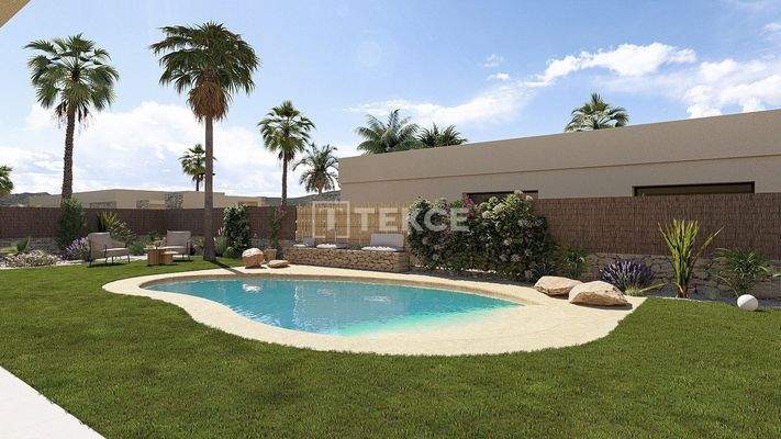 Stylish Villas with Private Pools in a Prime Resort in Murcia