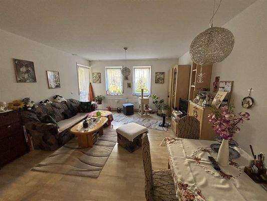 Wohn- und Essbereich