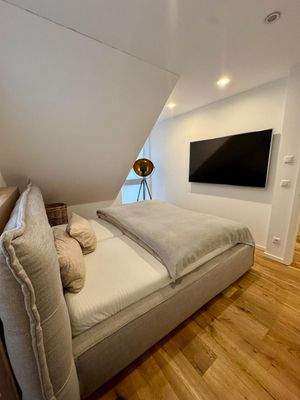 …das Elternschlafzimmer…