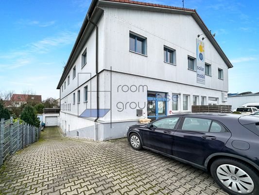 Einfahrt Garage und UG