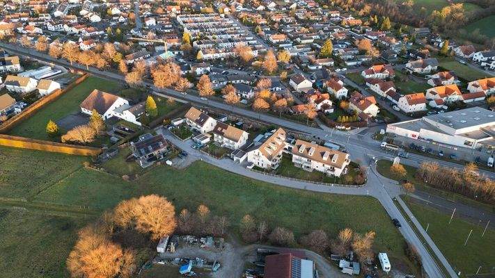 dji_fly_20251204_213900_901_1765293123870_photo