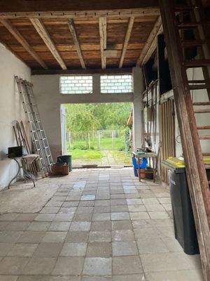 Scheune Durchfahrt zum Garten