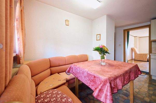 Obergeschoss, Küche mit Essbereich 