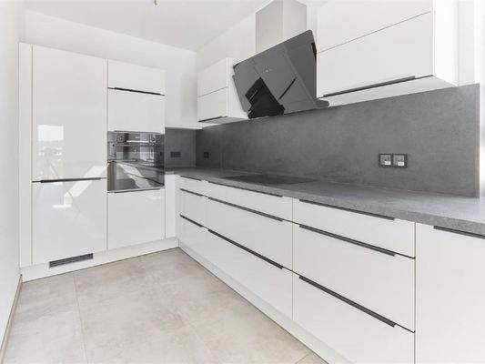 Hochwertige Küche inkl.