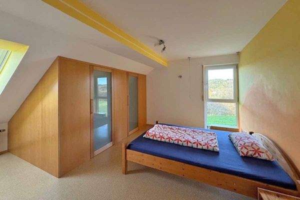 Zimmer mit Ankleide Dachgeschoss