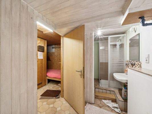 UG - Badezimmer und Sauna