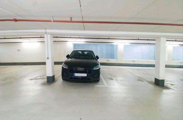 Tiefgaragenstellplatz 