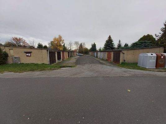 Zufahrt über Garagenhof