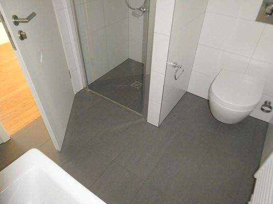 Gästebad mit Dusche