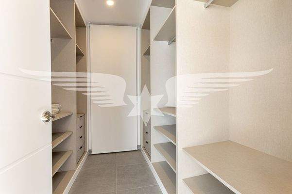 Kleiderschrank Master-Suite