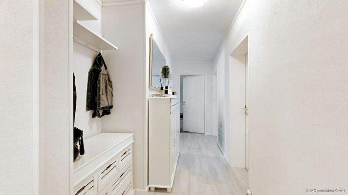 Eingangsflur mit Garderobe