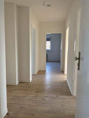 Strotheide 58, 2.OGL, Flur