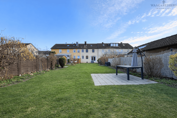 Großzügiger Garten mit möglichkeiten 