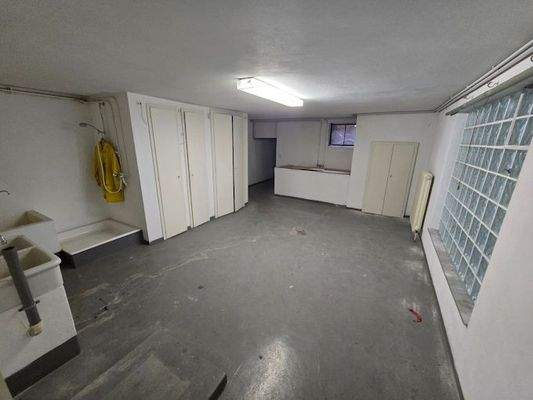 WE1 Souterrain Waschküche Bild 1.jpg