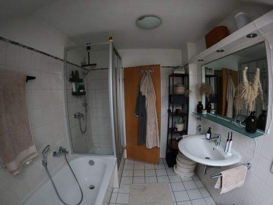 Badezimmer II.JPG