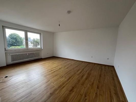 Wohnung-Gießen-Marburger-Straße-24-50127-007-Wohnz