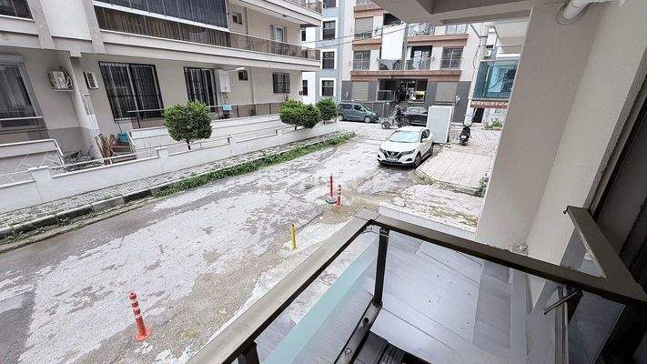 Brand-New Apartment in with Parking Near the Metro in İzmir Karşıyaka