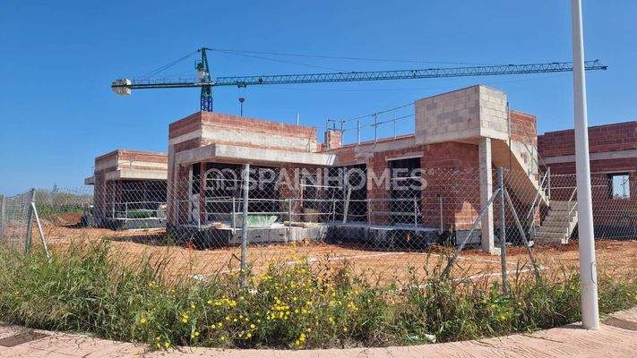 Luxe Houses with Private Pool and Garden in Denia Alicante