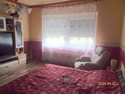 Wohnzimmer 20m² zur Zeit auch Schlafzimmer 