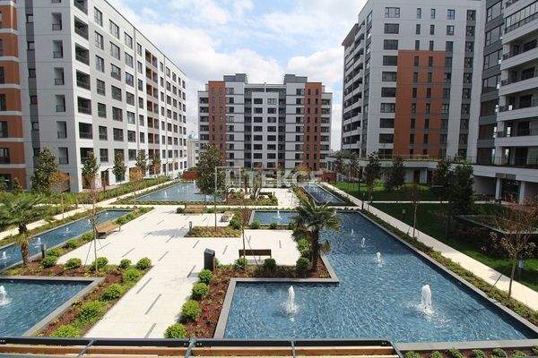 Spacious Apartments 100 Meters to Metro Station in Bağcılar
