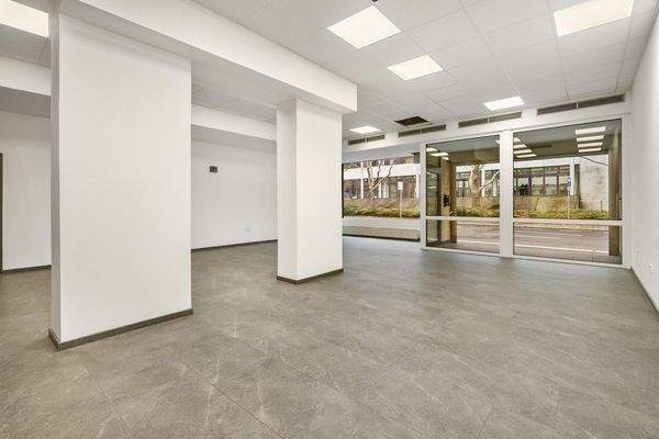 Laden- Gewerbefläche