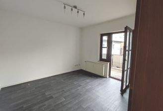 1.OG Wohnraum mit Balkon