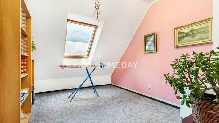 1. OG Kinderzimmer 1