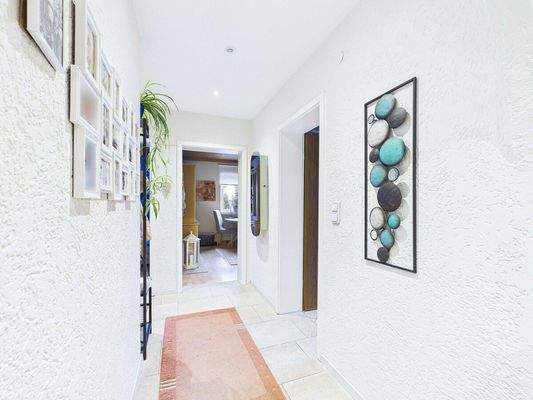 Attraktives Mehrfamilienhaus in VK-Röchlinghöhe