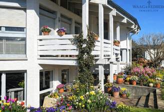 Aussenfassade mit Balkon