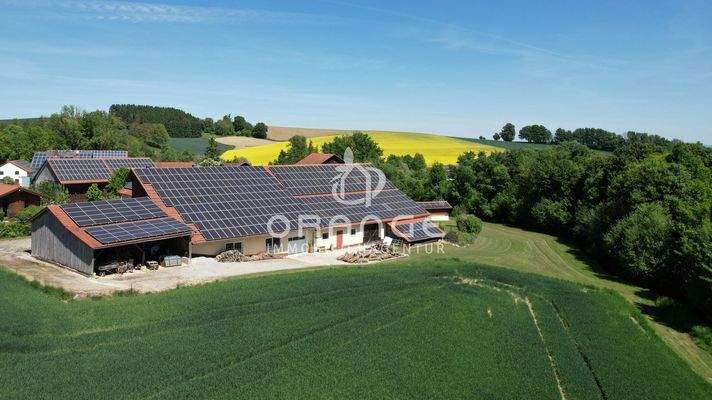 Rückansicht mit Waschplatz