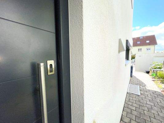 Tür mit Fingerabdruck