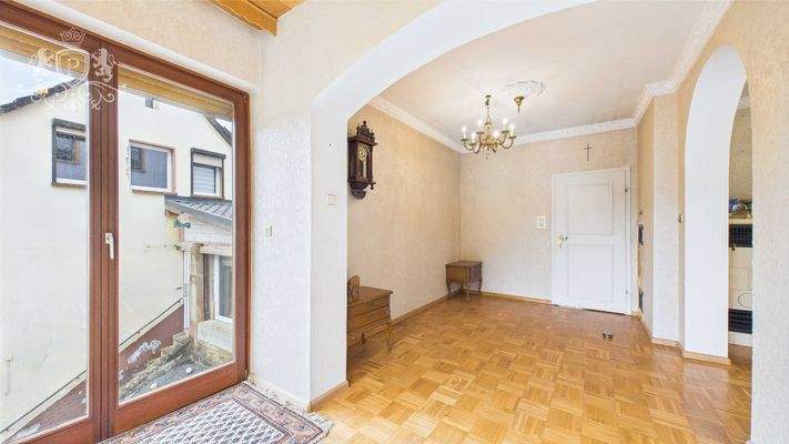 CAM01984G0-PR0473-STILL011