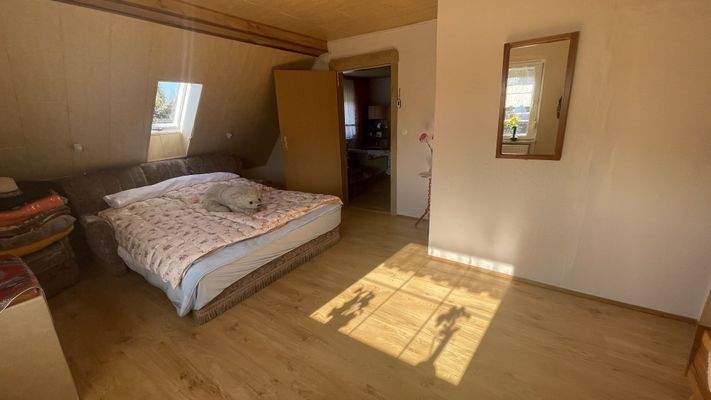Schlafzimmer DG