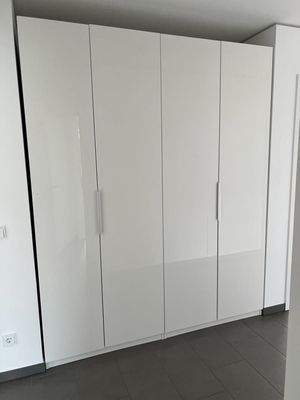 Einbauschrank im Flur