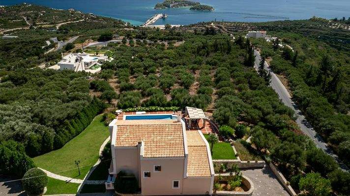 Kreta, Sternes: Luxusvilla in erhabener Lage mit perfekter Aussicht zu verkaufen
