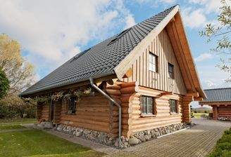 Außenansicht Haupthaus