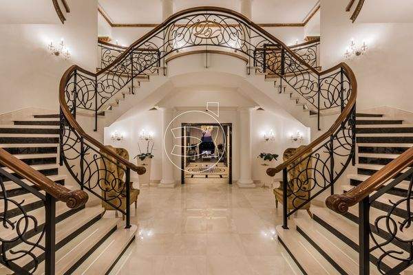 Villa in Marbella East