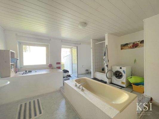 DG Maisonette WG Badezimmer A2