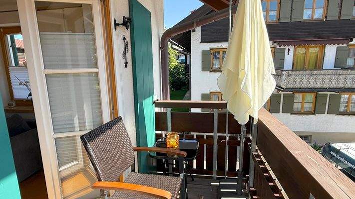 Alle 5 Wohnungen mit Balkon 