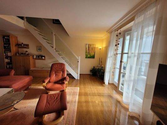 WohnZi. - Treppe zum DG - Bild 2.jpg