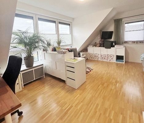 Schlafzimmer-Büro im DG.JPG