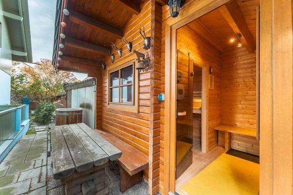 Außenbereich - Saunahaus