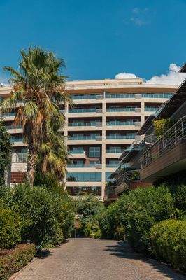 Dukley Exterior (13)