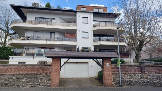 Schöne Etagenwohnung mit sehr großem