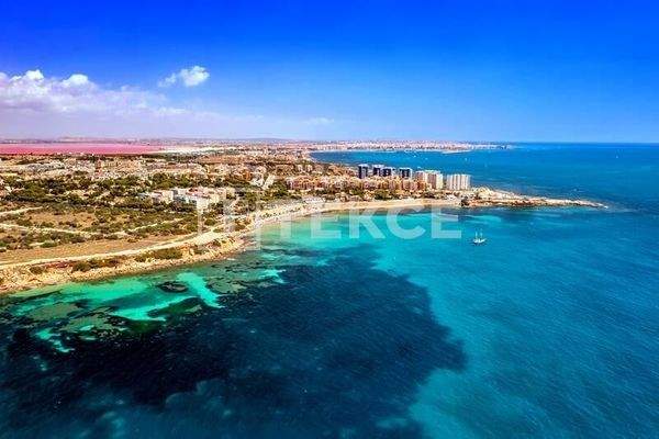 Contemporary Flats with Sea View in Punta Prima Costa Blanca